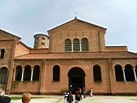 D06-012- Ravenna- Basillica di S. Apollinare.JPG